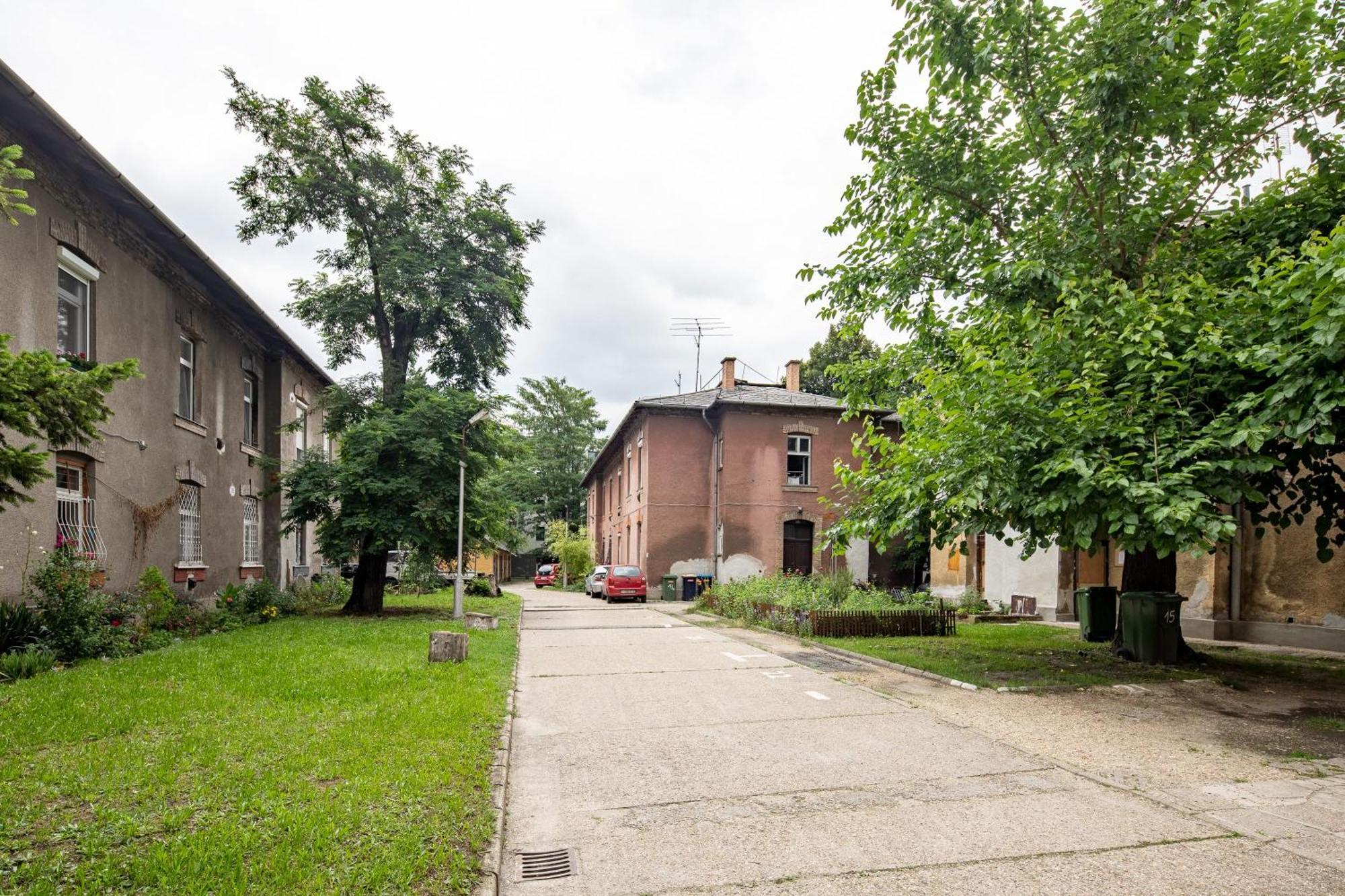 Apartment Free Parking - - Quiet Budapest